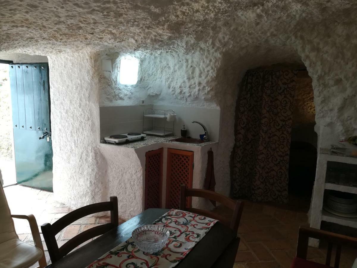 Cueva El Madrono Villa Pegalajar Luaran gambar